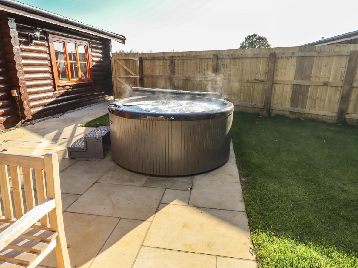 Holly Lodge Oakham Εξωτερικό φωτογραφία